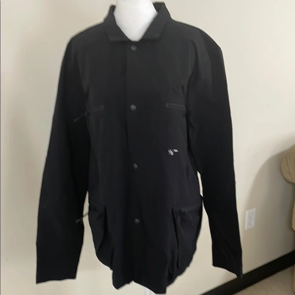 Patta Black Lightweight Jacket Versatile Design - Picture 1 of 7